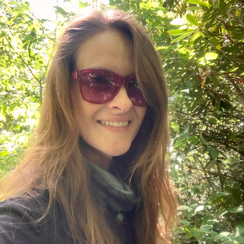 Meet your Posher, Laura